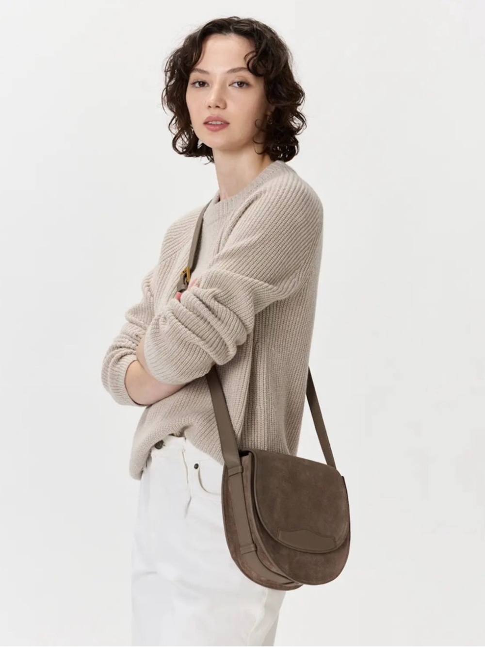 Quince Italian Suede Saddle Bag Crossbody Pebble NWT - Picture 2 of 9